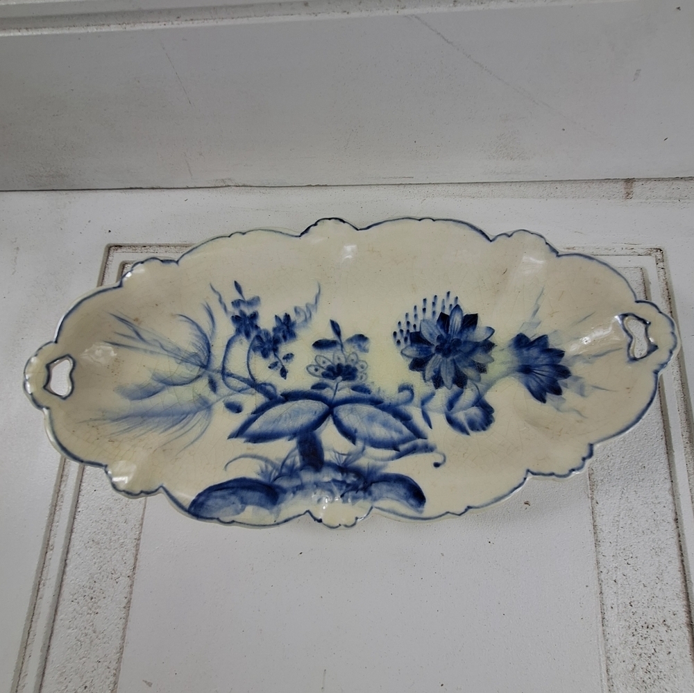 Vintage Blue and Off White Floral Elongated Plate - Picture 6 of 7
